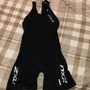 Triathlon suit